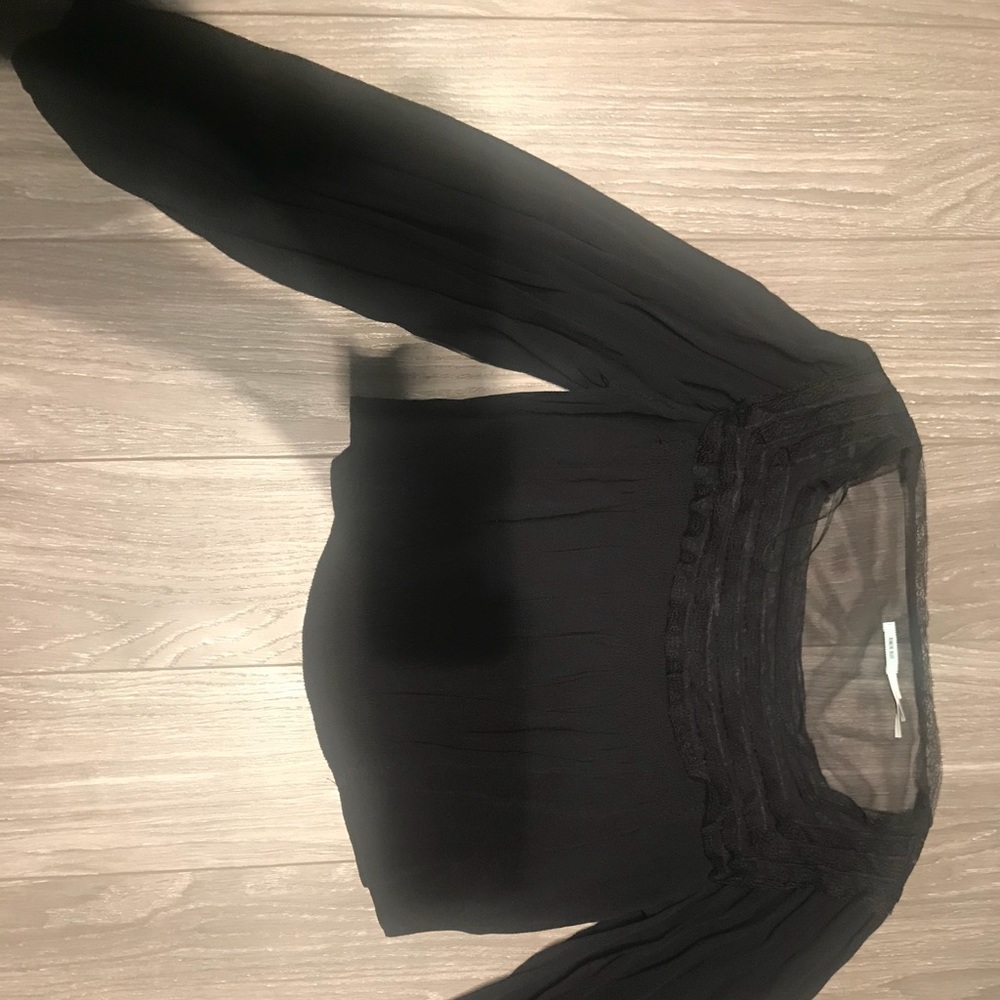 Flowy black summery top